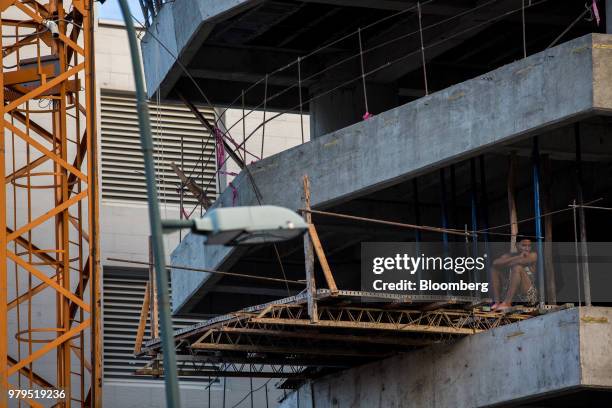 Contractor sits at a construction site in the Las Mercedes neighborhood of Caracas, Venezuela, on Friday, June 8, 2018. Las Mercedes, the Caracas...