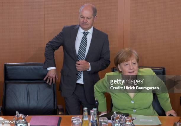 Meeting of the Federal Cabinet in the Federal Chancellery in Berlin. Angela Merkel, Federal Chacellor , and Olaf Scholz, Federal Minister of Justce,...