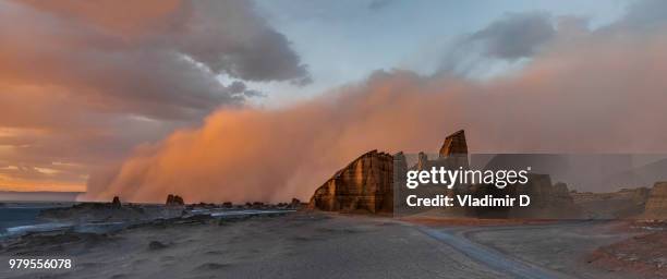 sandstorm in desert, kalut, iran - sandstorm stock pictures, royalty-free photos & images