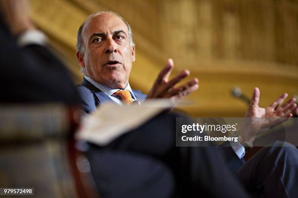 Muhtar Kent, chairman of the Coca-Cola Co., speaks during an Executives Club Of Chicago luncheon in Chicago, Illinois, U.S., on Wednesday, June 20,...