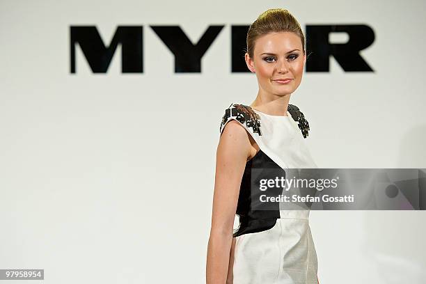 Mayer Rash Model Myer Model Photos and Premium High Res Pictures - Getty Images