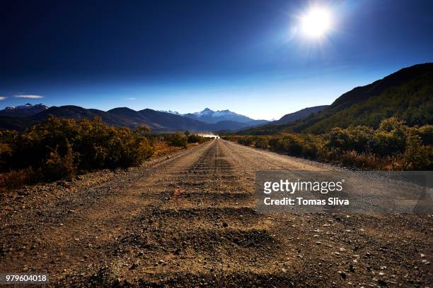 clear sky over carretera austral, chile - carretera stock-fotos und bilder
