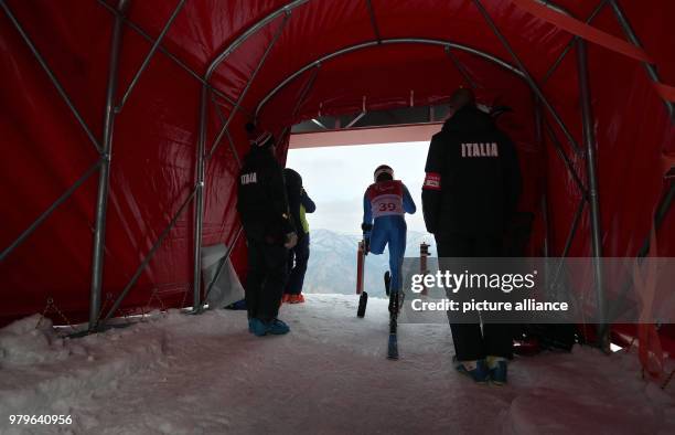 March 2018, South Korea, Pyeongchang: Paralympics, downhill, training, Jeongseon Alpine Centre: Davide Bendotti of Italy. Photo: Karl-Josef...