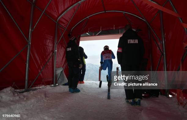 March 2018, South Korea, Pyeongchang: Paralympics, downhill, training, Jeongseon Alpine Centre: Davide Bendotti of Italy. Photo: Karl-Josef...