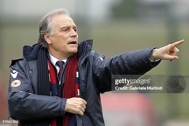 Bologna head coach Franco Colomba gestures during the Serie A match between AC Siena and Bologna FC at Stadio Artemio Franchi on March 21, 2010 in...