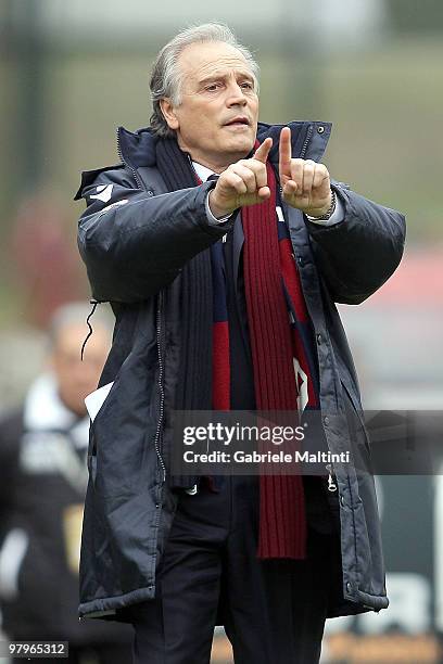 Bologna head coach Franco Colomba gestures during the Serie A match between AC Siena and Bologna FC at Stadio Artemio Franchi on March 21, 2010 in...