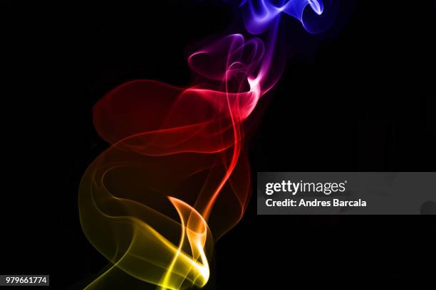 humo - smoke - humo stock pictures, royalty-free photos & images