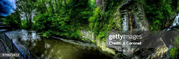 aberdulais, falls neath - neath imagens e fotografias de stock