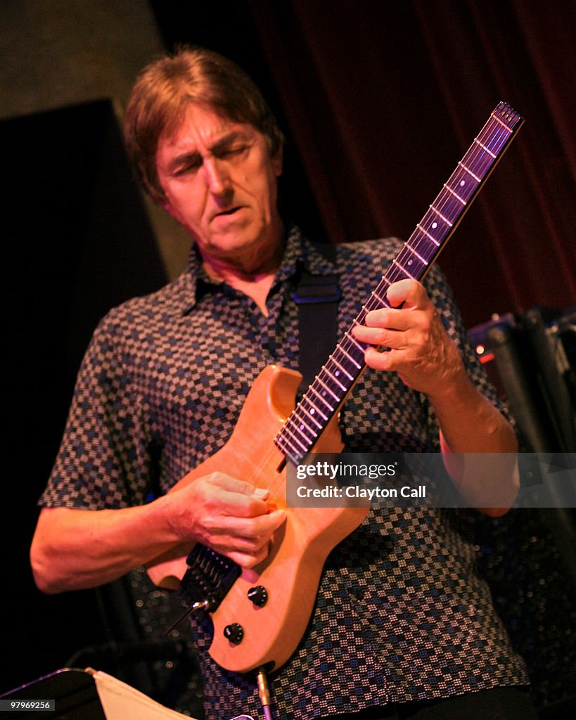 Guitarist Allan Holdsworth performing at Yoshi's in Oakland, CA on ...