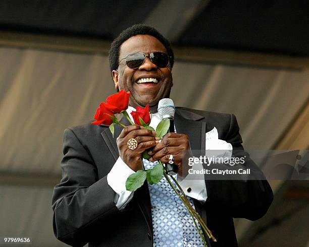 Al Green performing live with flowers at the New Orleans Jazz & Heritage Festival on April 27 2008