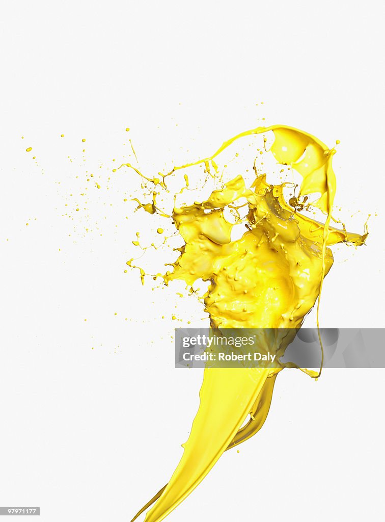 Gelbe Farbe Spritzendes Wasser