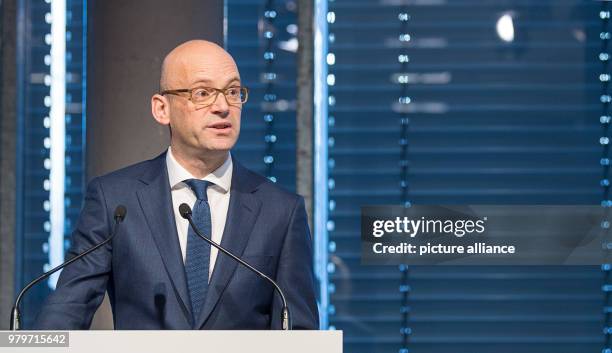 March 2018, Germany, Metzingen: Chief executive Mark Langer speaking during a annual balance sheet press conference for the year 2017. Photo:...