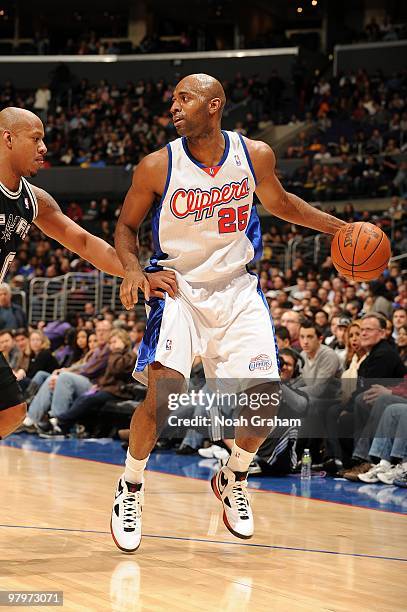 Mardy Collins of the Los Angeles Clippers handles the ball against Keith Bogans of the San Antonio Spurs during the game on February 6, 2010 at...