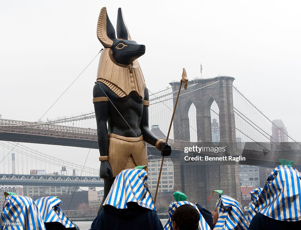 25-Foot Anubis Statue Arrives In NYC To Signal The Return Of King Tut