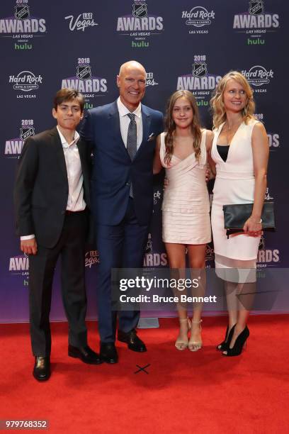 Hockey Hall of Fame member Mark Messier and guests arrive at the 2018 NHL Awards presented by Hulu at the Hard Rock Hotel & Casino on June 20, 2018...