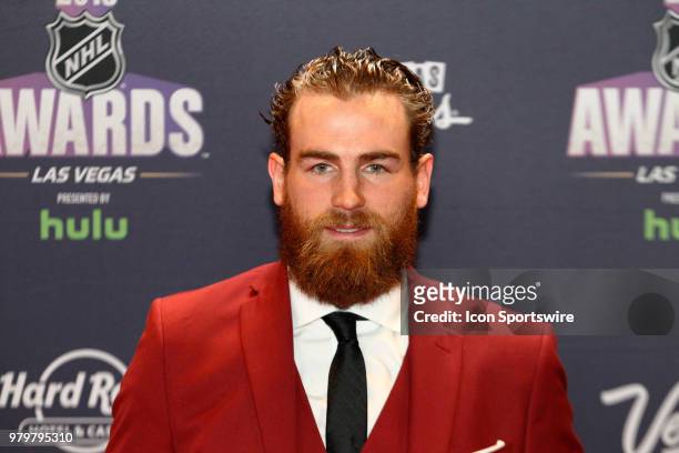 Ryan O'Reilly of the Buffalo Sabres poses for photos on the red carpet during the 2018 NHL Awards presented by Hulu at The Joint, Hard Rock Hotel &...