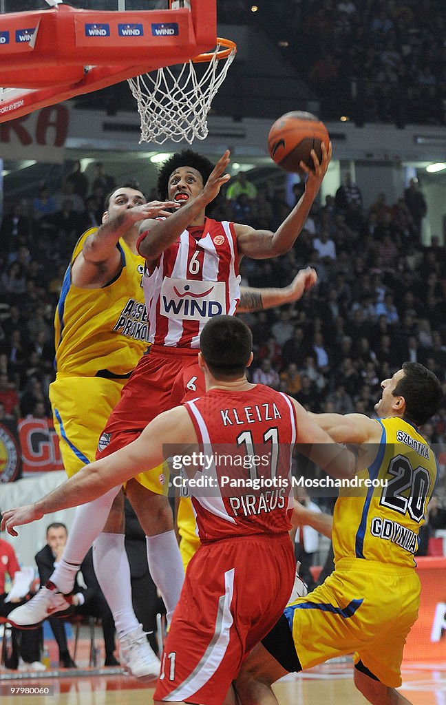 Olympiacos Piraeus vs Asseco Prokom - Euroleague Basketball