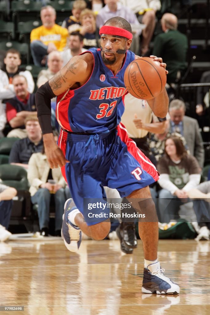 Detroit Pistons v Indiana Pacers