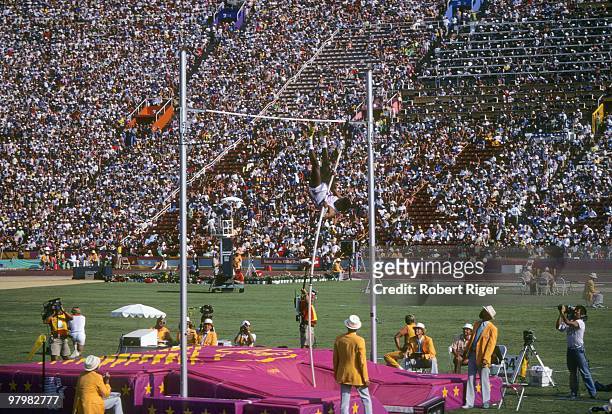 Daley Thompson of Great Britain competes in the Pole Vault portion of the Men's Decathlon during the 1984 Summer Olympics at Los Angeles Memorial...