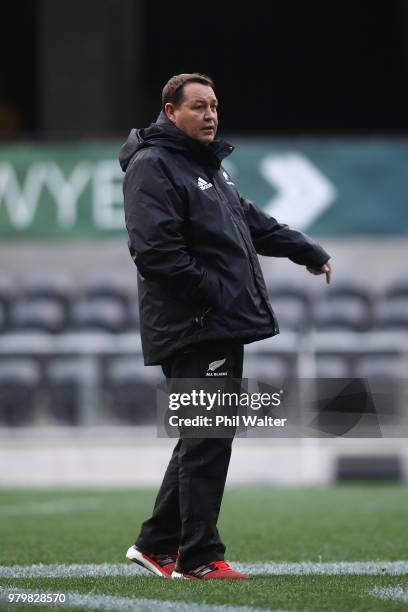 All Black coach Steve Hansen during a New Zealand All Blacks training session at Forsyth Barr Stadium on June 21, 2018 in Dunedin, New Zealand.