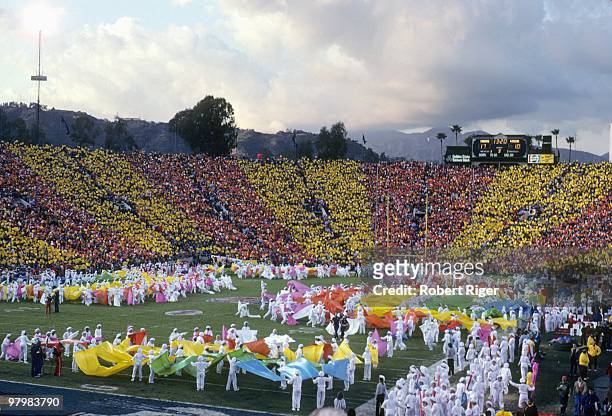 General view of halftime show during Super Bowl XVII between the Miami Dolphins and Washington Redskins at the Rose Bowl on January 30, 1983 in...
