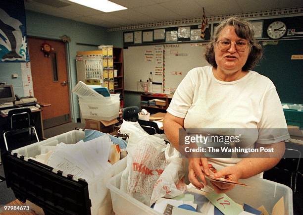 Mills/ Parole School, Chiquapin Round Rd, Annapolis, MD - Brenda Banas a fifth grade teacher sets up her classroom for the new school year, with...