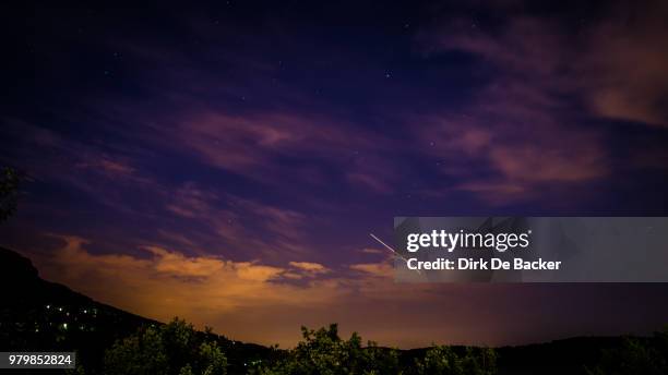 night in le-bar-sur-loup - bar silhouette ストックフォトと画像