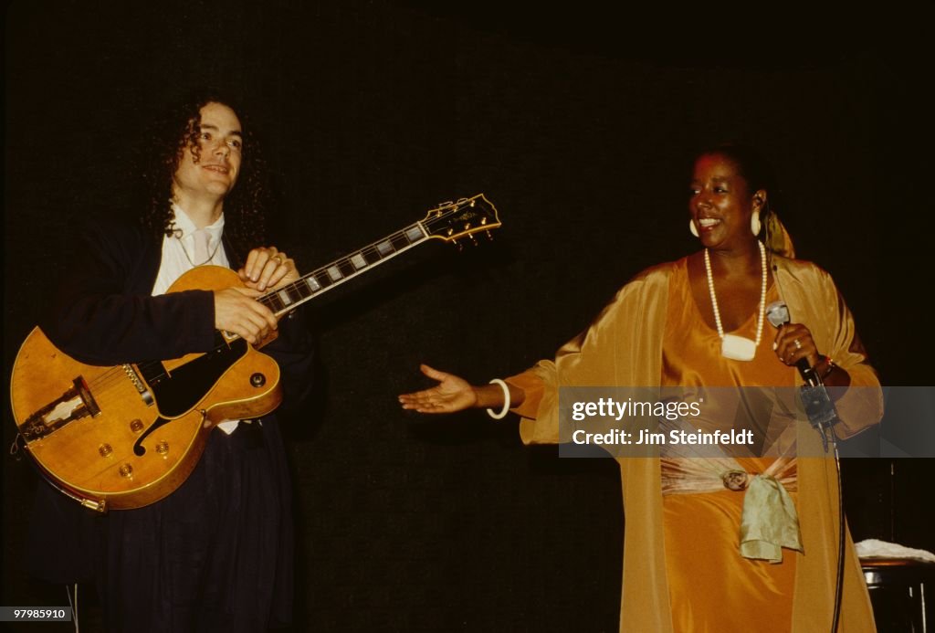 Tuck & Patti Perform In Minnesota