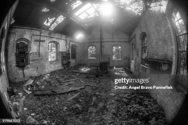 Defunct Angels 1,326 Abandoned Angel Stock Photos, High-Res Pictures, and Images ...