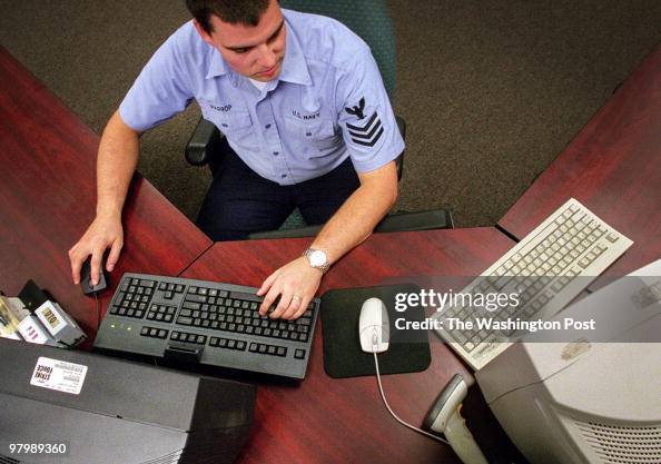 SLUG: FI/EDS The Navy/Marine corps intranet project has tur SLUG: FI/EDS The Navy/Marine corps intranet project has tur