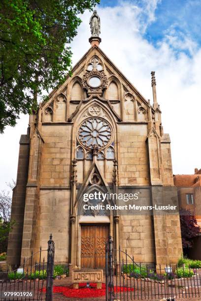 loretto chapel in spring - loretto chapel stock pictures, royalty-free photos & images