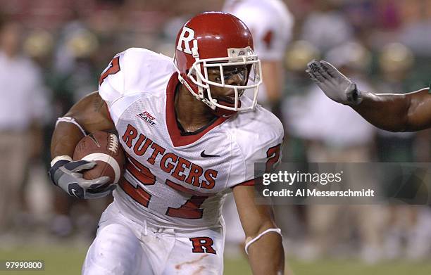 Rutgers running back Ray Rice rushes upfield against South Florida September 29, 2006 in Tampa. Rutgers won 22 - 20 to remain undefeated and Rice...