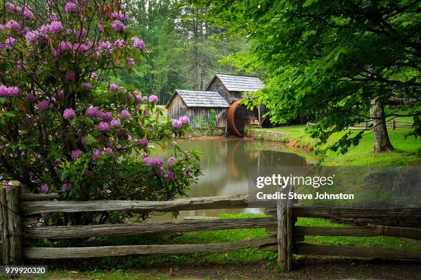 mabry mill on a may afternoon. - rail fence stock pictures, royalty-free photos & images