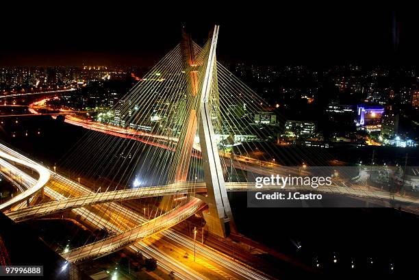 sao paulo cable-stayed bridge - cable stayed bridge stock-fotos und bilder