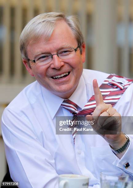 Prime Minister of Australia Kevin Rudd talks with medical practitioners during a visit to Princess Margaret Hospital on March 24, 2010 in Perth,...