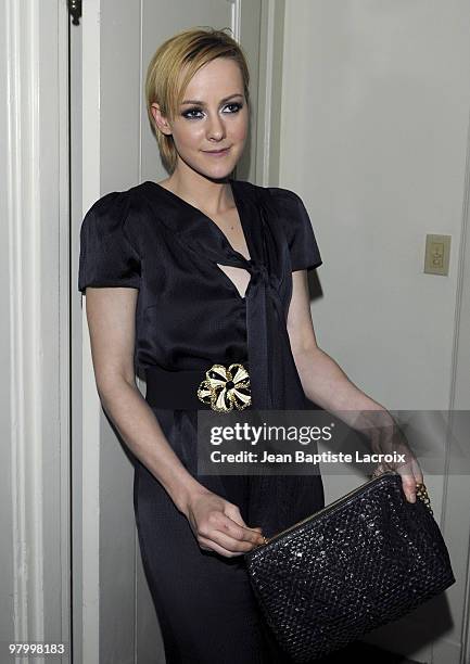 Jena Malone arrives at the NY Times Style Magazine's Golden Globe Awards Cocktail at Chateau Marmont on January 15, 2010 in Los Angeles, California.