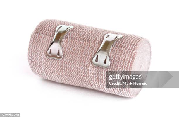 elastic wrap bandage - elastic bandage fotografías e imágenes de stock
