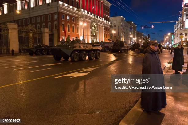 moscow lights, tverskaya street late at night - national day military parade 2012 stock pictures, royalty-free photos & images