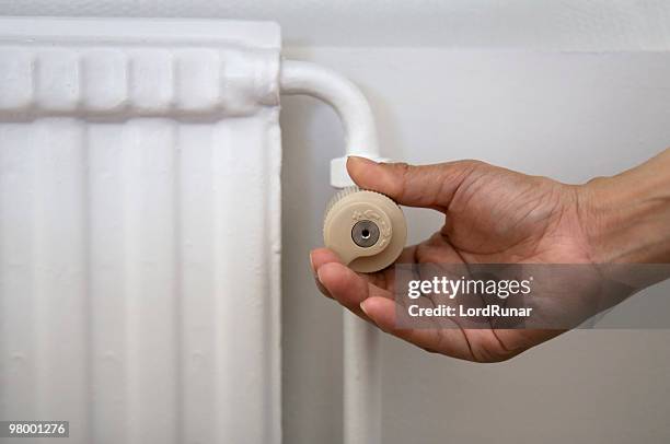 heizkörper anpassung - ventil stock-fotos und bilder