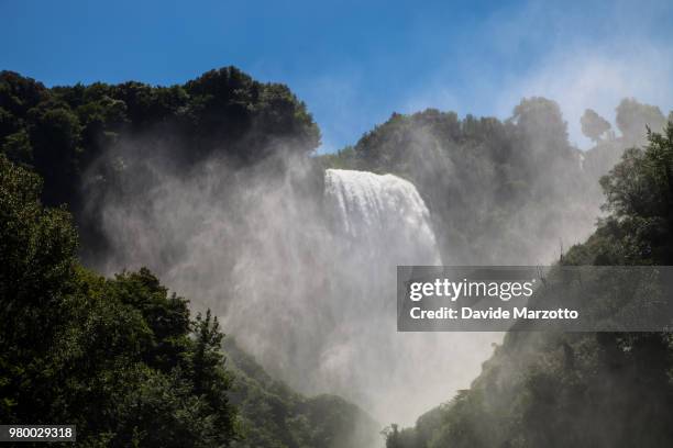 cascata delle marmore - terni - italy - marmore foto e immagini stock