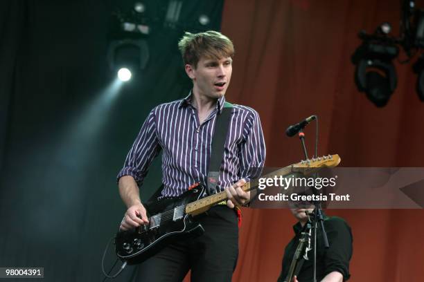 Alex Kapranos and Bob Hardy of Franz Ferdinand perform live at Pukkelpop Festival on August 21, 2004 in Hasselt, Belgium.