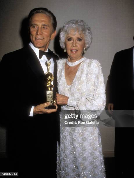 Actor Kirk Douglas and actress Barbara Stanwyck attend the 43rd Annual Golden Globe Awards on January 24, 1986 at Beverly Hilton Hotel in Beverly...