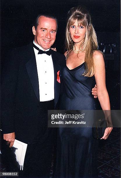 Phil Hartman & his wife Brynn at an HBO event in 1998.