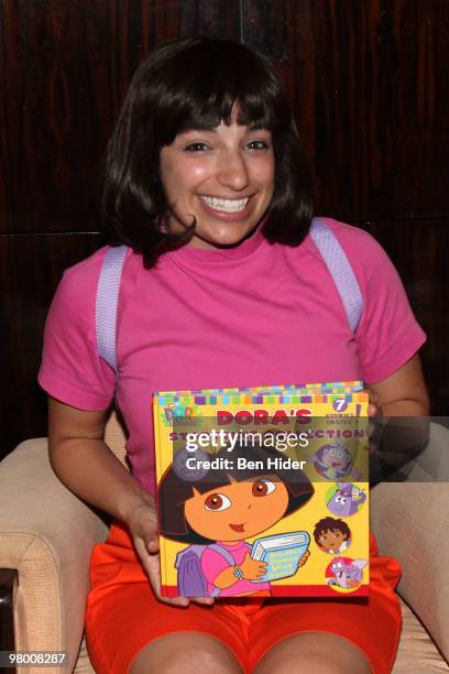 Dora Reeves 705 Dora The Explorer Live Stock Photos, High-Res Pictures, and Images ...