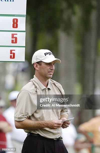 Kevin Sutherland waits to putt during third round play July 10, 2004 at the PGA Tour John Deere Classic.