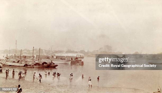 Scene on the Hooghly at Calcutta, West Bengal, India, 1905.