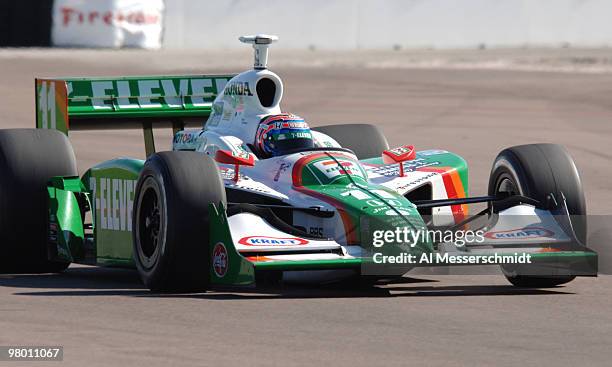 Tony Kanaan of Brazil competes in qualifying April 2, 2005 for the 2005 Honda Grand Prix of St. Petersburg.