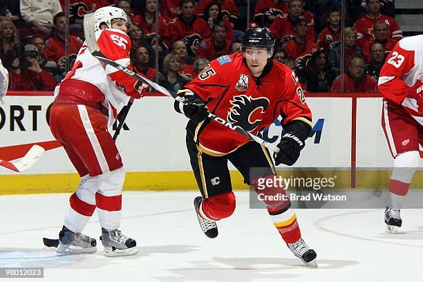 David Moss of the Calgary Flames skates against the Detroit Red Wings on March 15, 2010 at Pengrowth Saddledome in Calgary, Alberta, Canada. The Red...