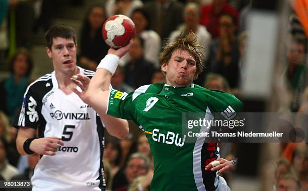 Manuel Spaeth of Goeppingen scores during the Handball Bundesliga match between Frisch Auf Goeppingen and THW Kiel at the EWS Arena on March 24, 2010...