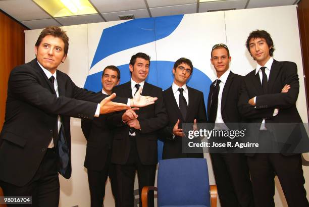 Portrait of Fernando González, Arturo Valls, Juan Ramón Bonet, Manel Fuentes, Chistián Gálvez and Toni Garrido, TV host